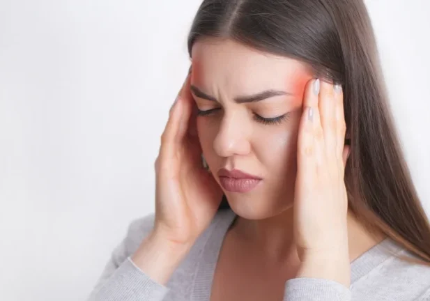 when to go to the emergency room for a headache