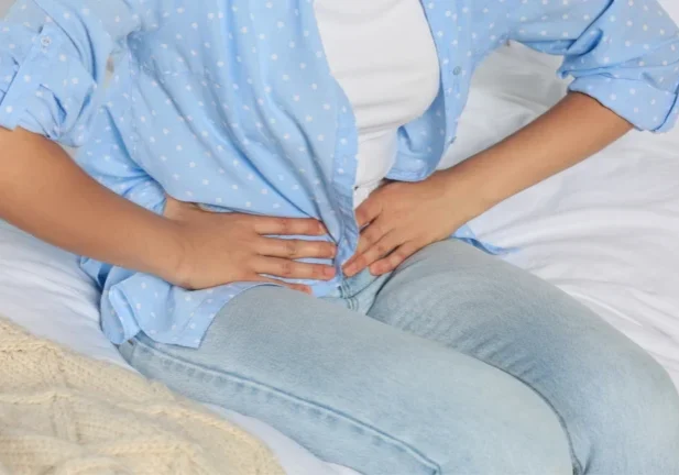 first sign of urinary tract infection